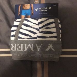 New XL mens American Eagle low rise trunks